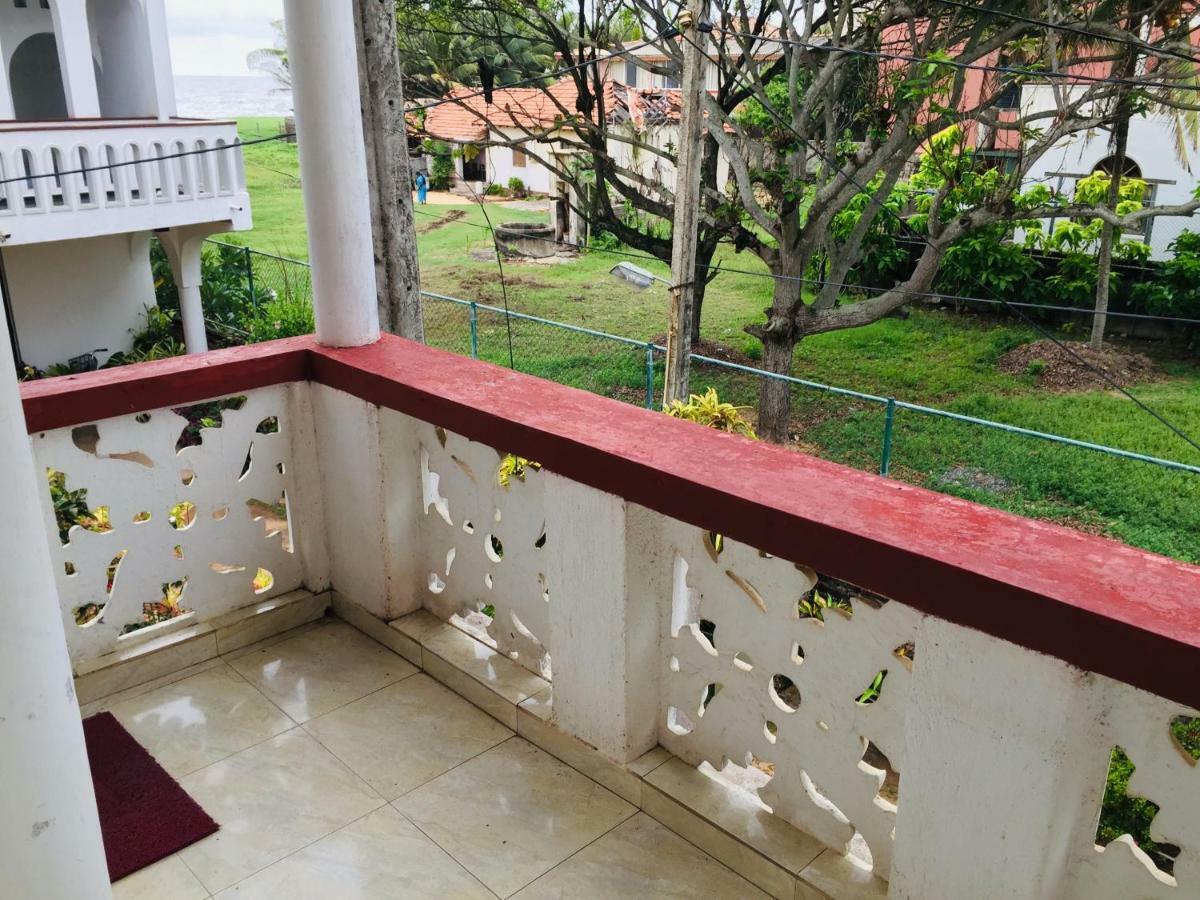 White House Appartement Negombo Buitenkant foto