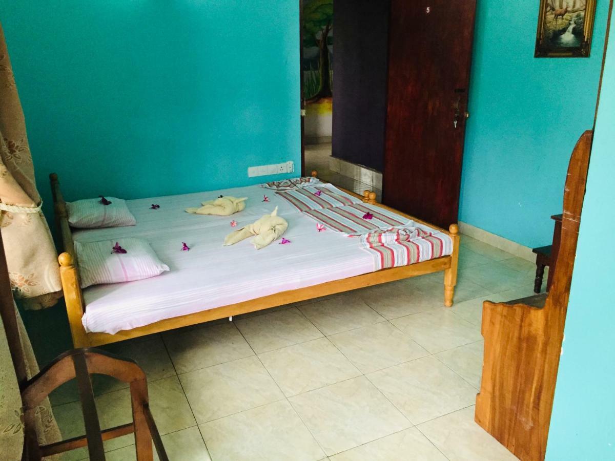 White House Appartement Negombo Buitenkant foto