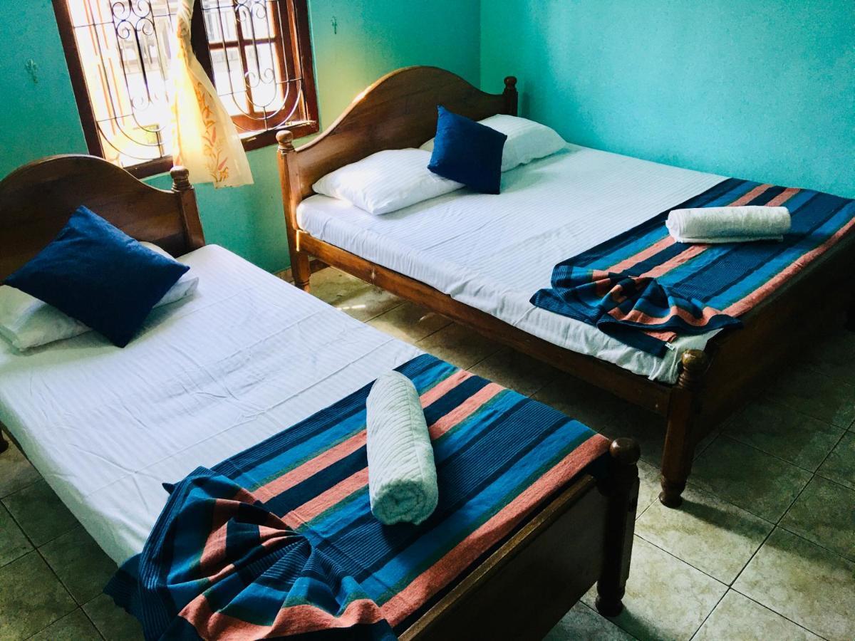 White House Appartement Negombo Buitenkant foto