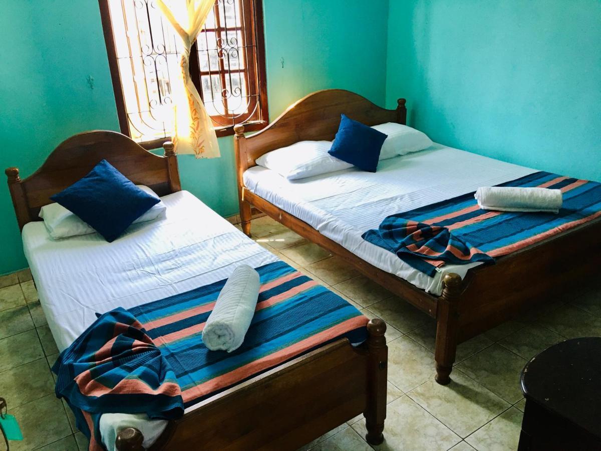 White House Appartement Negombo Buitenkant foto